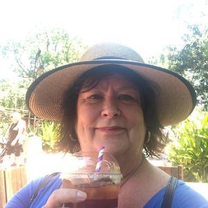 Meet your Posher, Robin